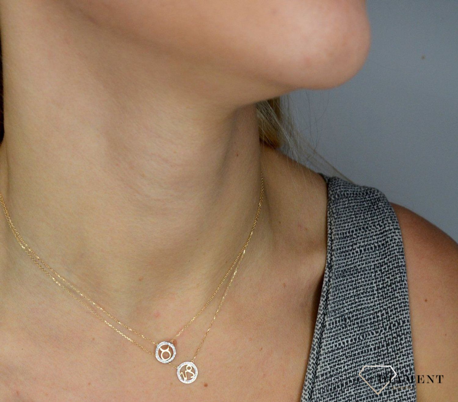 Złoty naszyjnik z brylantami znak zodiaku Koziorożec N07636YC.jpg